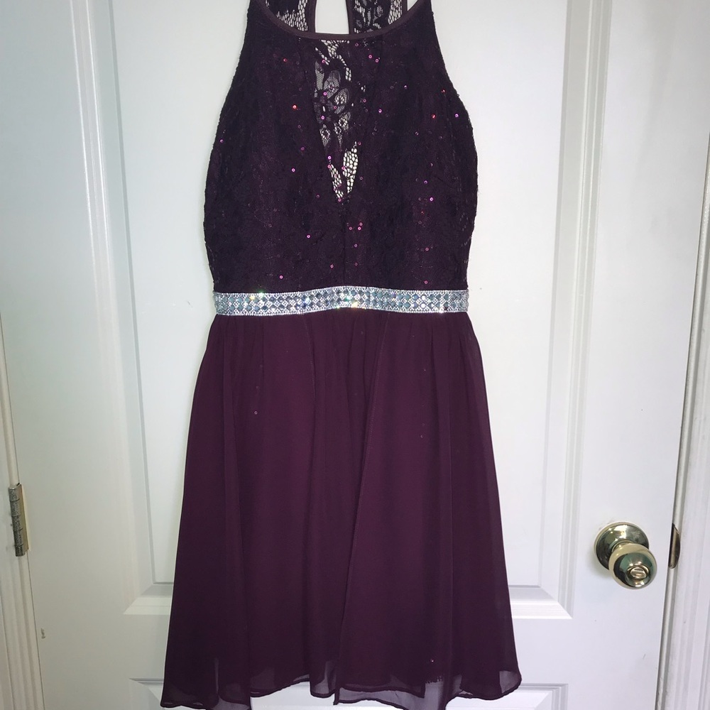 Dear Moon Maroon Homecoming/Formal Dress